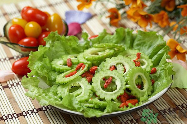 夏天吃苦瓜有什么好處？夏天吃苦瓜好嗎？