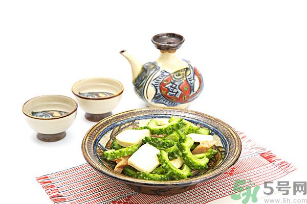 夏天吃苦瓜有什么好處？夏天吃苦瓜好嗎？