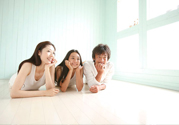 初二女孩內(nèi)褲上有分泌物正常嗎？?jī)?nèi)褲上的分泌物是什么？