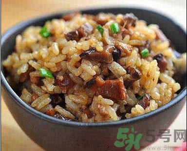 寶寶吃西紅柿炒米飯好嗎?寶寶能吃番茄蛋炒飯嗎？
