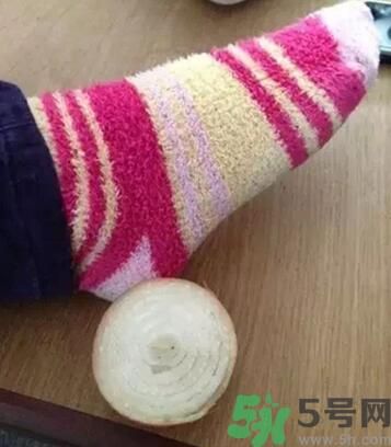 發(fā)燒可以吃洋蔥嗎？發(fā)燒能吃洋蔥嗎？