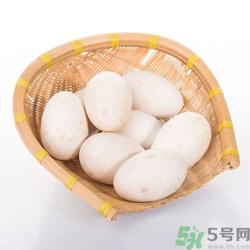 鵝蛋和鴨蛋哪個(gè)好？鵝蛋和鴨蛋哪個(gè)清火效果好？