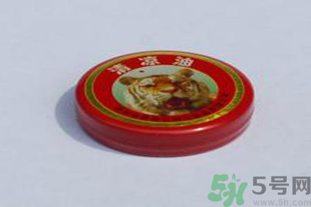清涼油可以治感冒嗎？清涼油怎么治感冒？