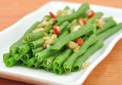 豆角沒熟可以吃嗎？吃沒熟的豆角會(huì)中毒嗎？