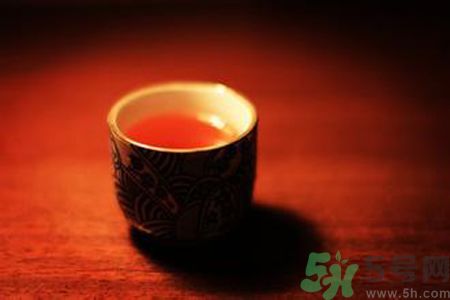 楊梅酒用的什么酒做的？楊梅酒有多少度？