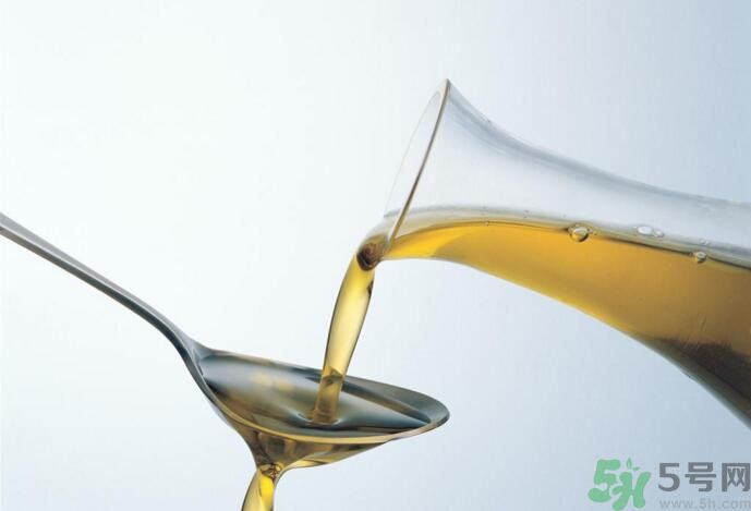 橄欖調(diào)和油比普通調(diào)和油好嗎？橄欖調(diào)和油好嗎？