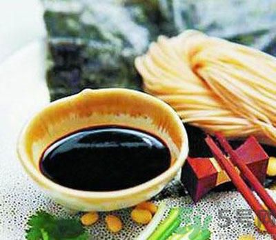 夏天醬油要不要放冰箱？醬油可不可以放冰箱？