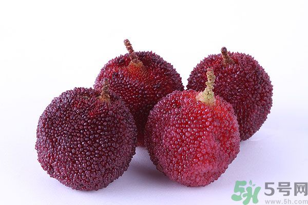 吃楊梅過敏怎么辦？楊梅過敏癥狀有哪些？