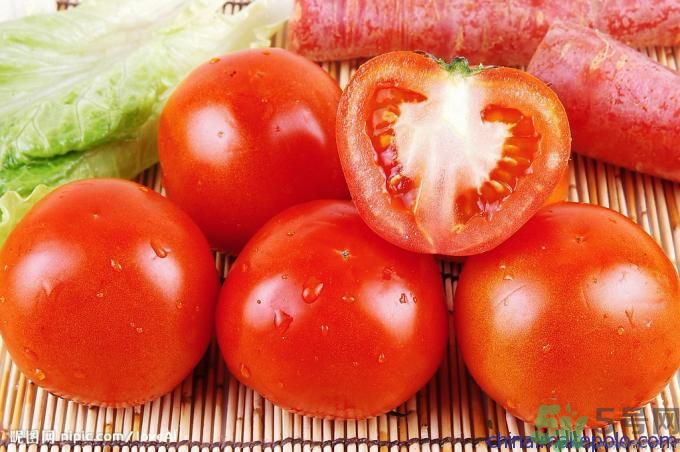 坐月子能吃生西紅柿？月子里能不能吃生的西紅柿？