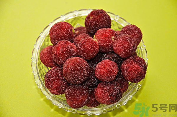 楊梅里面有小蟲怎么洗？楊梅里的蟲子怎么弄出來？