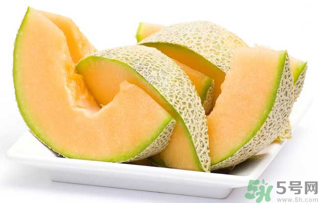 晚上吃哈密瓜會(huì)長(zhǎng)胖嗎？晚上吃哈密瓜真的會(huì)長(zhǎng)胖？