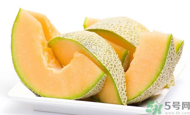 晚上吃哈密瓜會長胖嗎？晚上吃哈密瓜真的會長胖？