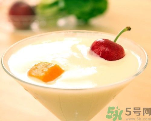 哈密瓜可以和酸奶一起吃嗎？哈密瓜能和酸奶同食嗎？
