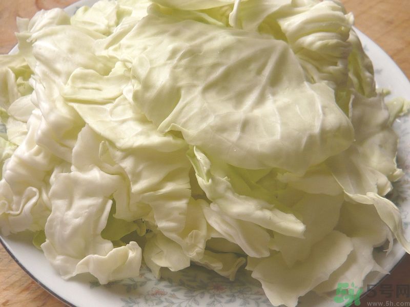 包菜榨汁要加水嗎？包菜汁怎么做？