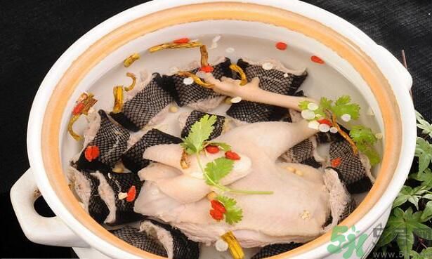 蛇肉上的寄生蟲怎么去除？蛇肉上有寄生蟲怎么辦？