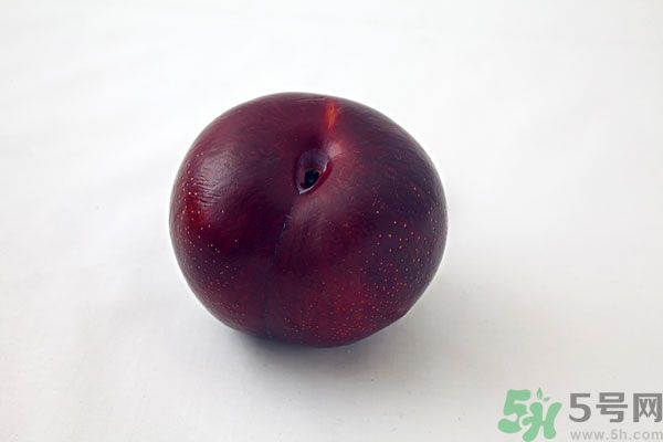 黑布林是李子嗎？黑布林的功效與作用