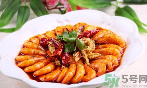 吃粽子可以吃龍蝦嗎？粽子可以和龍蝦一起吃嗎？