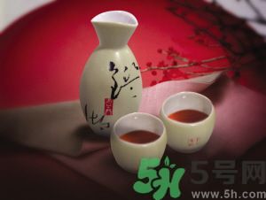 男性喝菖蒲酒有什么好處？男性喝菖蒲酒可以壯陽嗎？