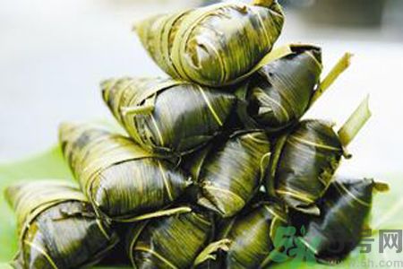 為什么煮粽子葉子會(huì)變黃？為什么煮粽子葉子會(huì)變色？