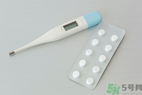 吃完感冒藥能喝酒嗎？吃完感冒藥多久可以喝酒？