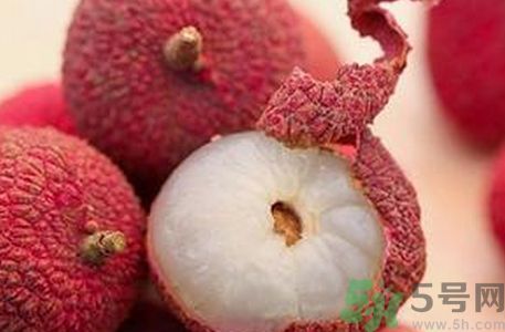吃荔枝可以喝牛奶嗎？吃完荔枝喝牛奶好不好？