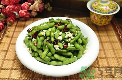 夏天吃毛豆好嗎？夏天吃毛豆有什么好處？