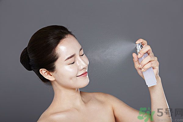防曬噴霧可以噴臉嗎？防曬噴霧噴臉上好不好？