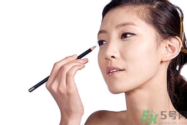 怎么選擇眉筆的顏色？眉筆的顏色有哪幾種？