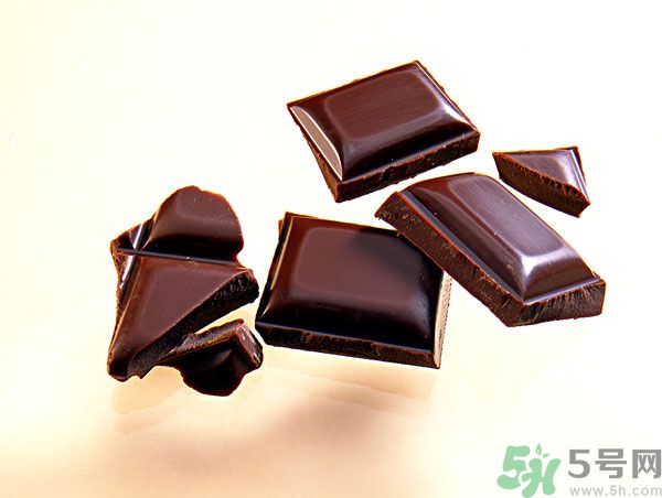 吃西瓜能防曬嗎？吃巧克力能紫外線嗎？