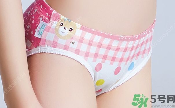 青春期女生裸睡好嗎？青春期女生可以裸睡嗎？