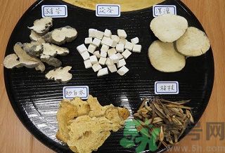吹空調(diào)關節(jié)痛怎么辦？夏天吹空調(diào)體內(nèi)濕氣重怎么辦