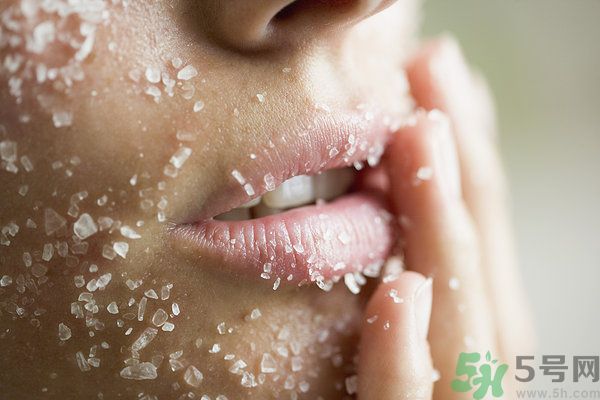 洗澡的時(shí)候可以敷面膜嗎？敷面膜和洗澡的順序