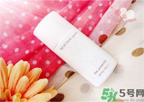 蘇菲娜sofina防曬霜哪款好用？sofina防曬白蕾絲藍蕾絲區(qū)別