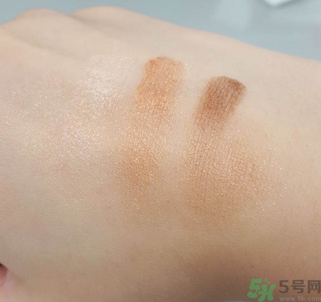 凱婷KATE擴(kuò)型深邃眼影盒怎么樣？好用嗎？