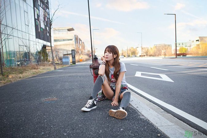 初中女生月經(jīng)不規(guī)律怎么回事？初中生月經(jīng)不準(zhǔn)怎么辦？