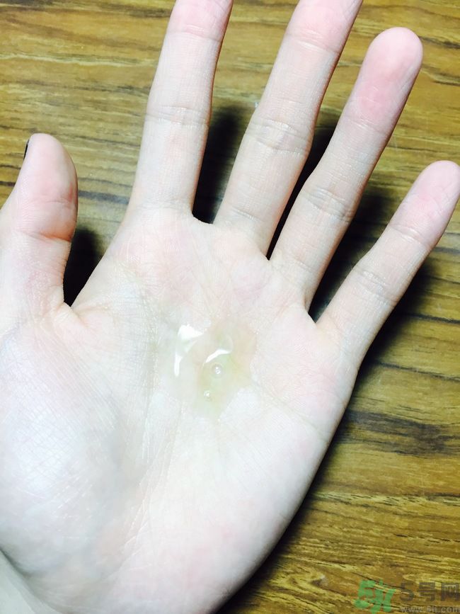 科顏氏藜麥煥膚精華怎么樣？科顏氏藜麥煥膚精華好用嗎