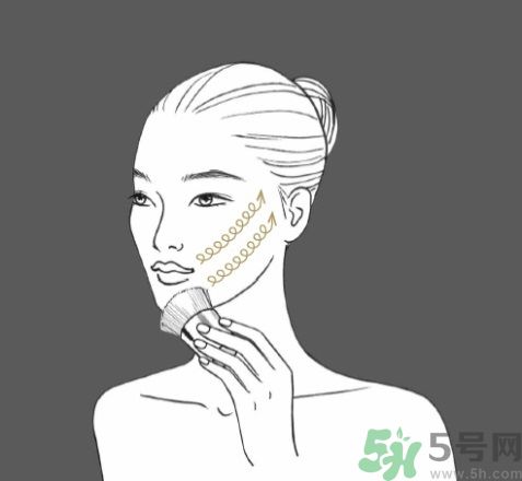 雅詩蘭黛白金級奢寵蘊能黑鉆奢華面膜怎么使用？雅詩蘭黛白金級奢寵蘊能黑鉆奢華面膜的使用方法？