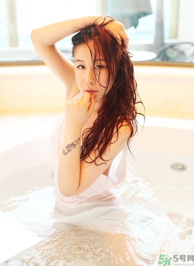 女性月經(jīng)期間可以做愛嗎？月經(jīng)期間做愛女性會得婦科病嗎？