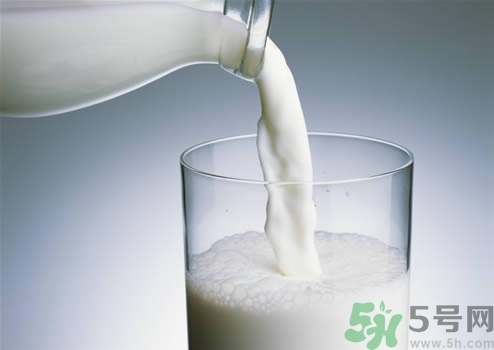 如何在家自制補(bǔ)水面膜？自制的面膜好用嗎？