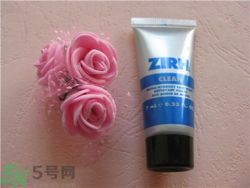 ZIRH仕顏果酸潔顏啫喱使用方法？仕顏果酸潔顏啫喱使用心得
