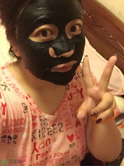 歐尚坊黑面膜怎么樣？歐尚坊黑蒜竹炭蠶絲面膜好用嗎？