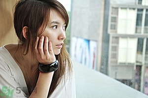 高冷是什么意思？別人說我高冷怎么辦？