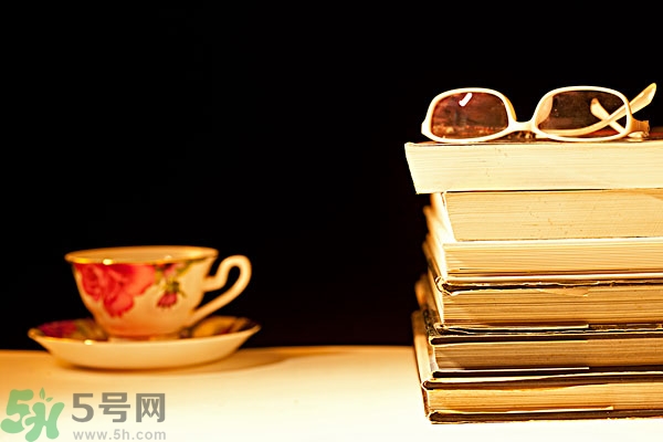 熬夜第二天怎么保持精神？熬夜第二天頭疼怎么辦？