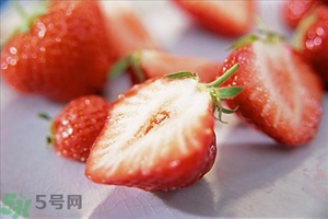 打噴嚏真的是有人在想你嗎？打噴嚏是有人罵你嗎？