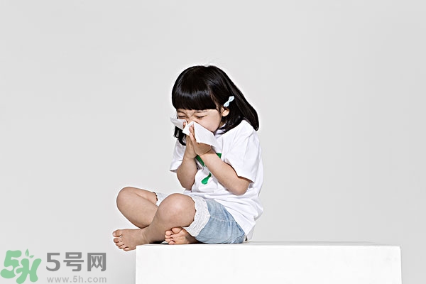打噴嚏真的是有人在想你嗎？打噴嚏是有人罵你嗎？