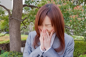 打噴嚏真的是有人在想你嗎？打噴嚏是有人罵你嗎？