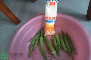 夏天秋葵怎么做好吃？秋葵在夏天怎么做？