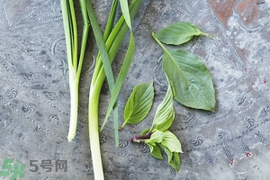 隔夜的韭菜能吃嗎？韭菜炒熟后第二天能吃嗎？