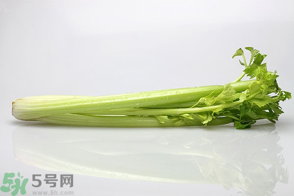 芹菜對(duì)精子有害嗎？芹菜對(duì)精子質(zhì)量有什么影響？