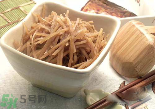 牛蒡茶的副作用有哪些？喝牛蒡茶好不好？